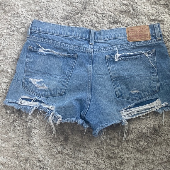 Lucky Brand Cutoff Shorts - Picture 2 of 3